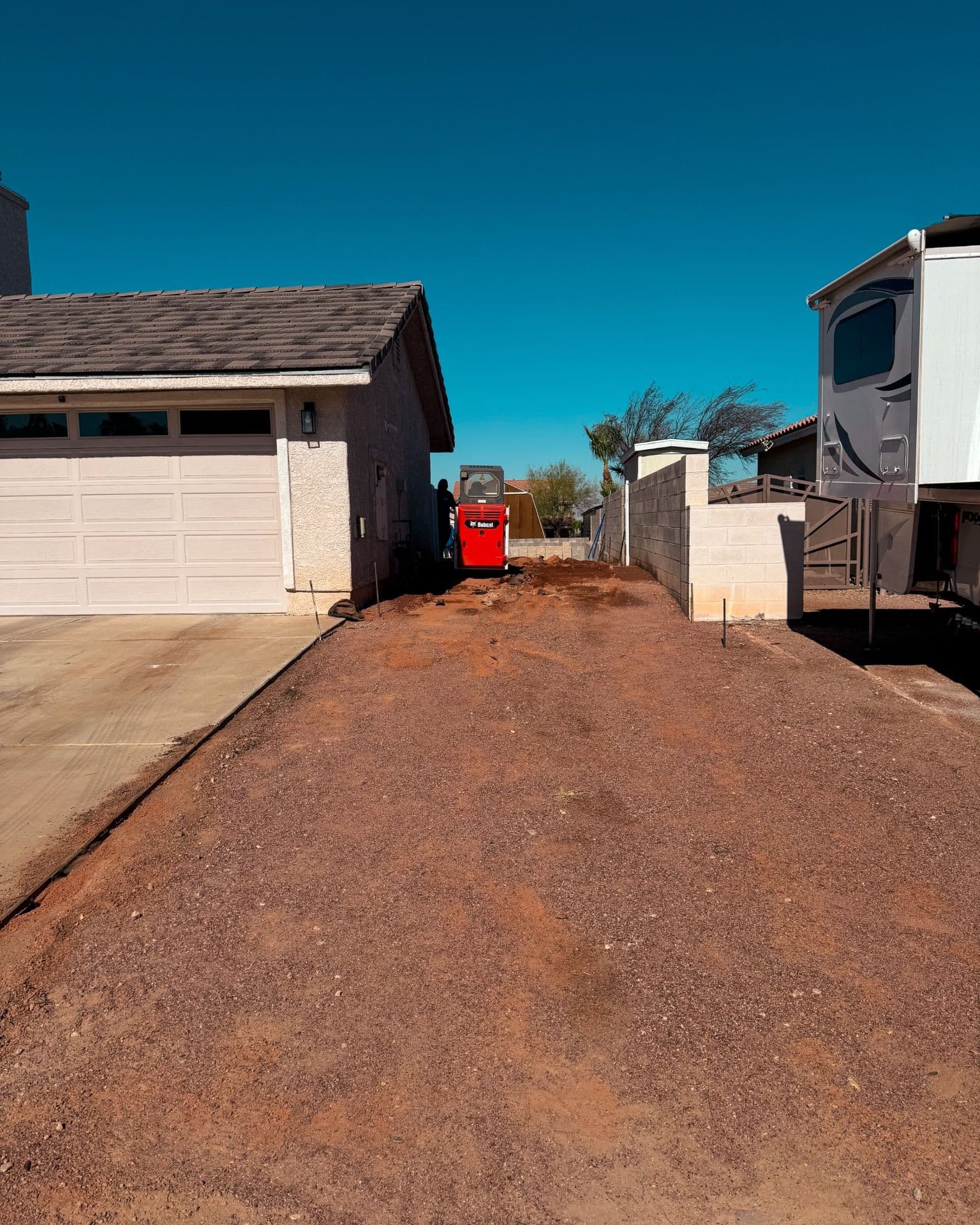 Gallery photos for Stunning Driveway and RV Parking Transformation: Image #1