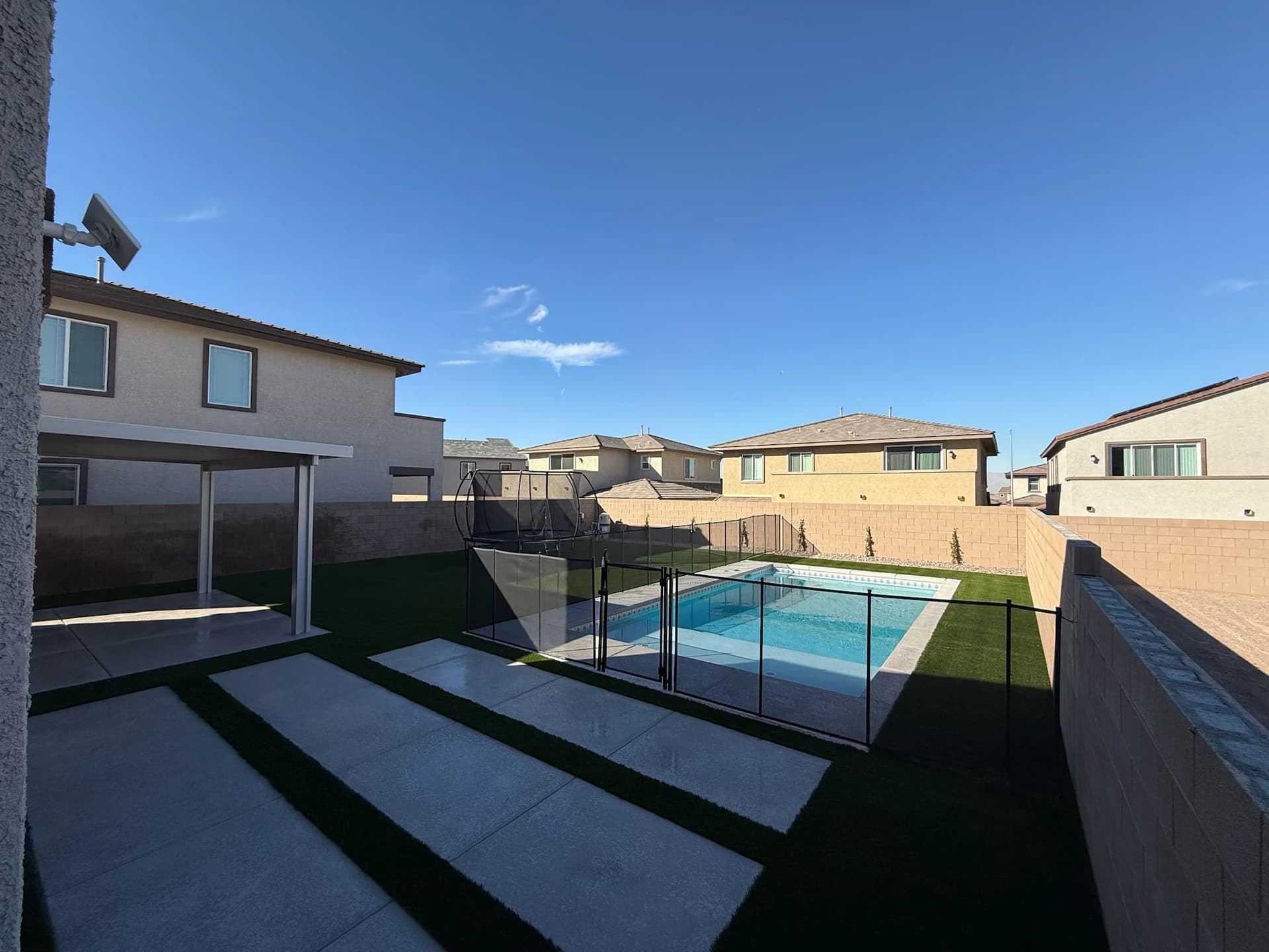 Gallery photos for Backyard Bliss with Pet-Friendly Turf in Las Vegas: Image #2